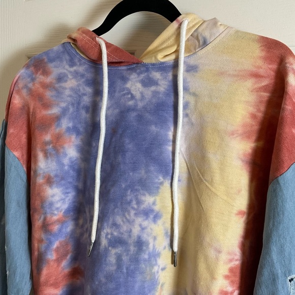 Like An Angel pullover cropped hoodie, tie-dye, light denim sleeves Size large - Picture 5 of 11